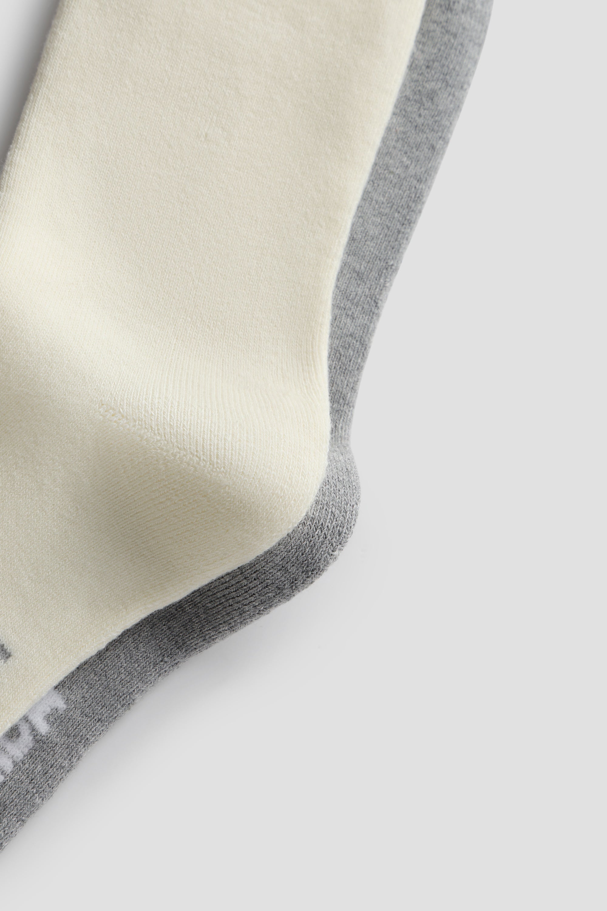 Close-up of the reinforced heel